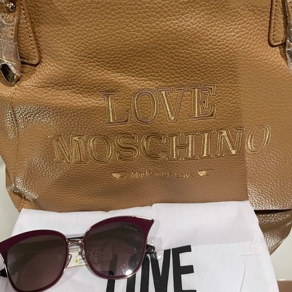 Love Moschino Leather Handbag - Picture 8 of 9